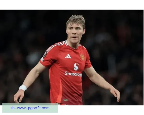希顿与曼联续签一年合同 将继续担任第三门将角色 希顿与曼联续签一年合同 将继续担任第三门将角色